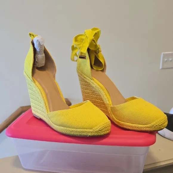 Sunny Yellow Espadrille Wedges - Picture 3 of 17